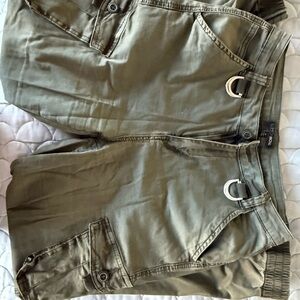 Fashion Nova Olive Green Cargo pants